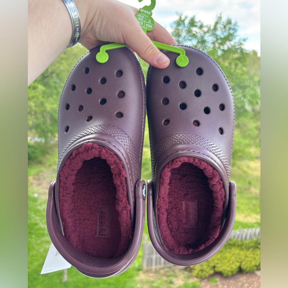 Crocs Classic Lined Clog - Dark Cherry, unisex, m6/ w8